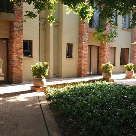 24 Onvrey Guest House Boksburg Exterior photo