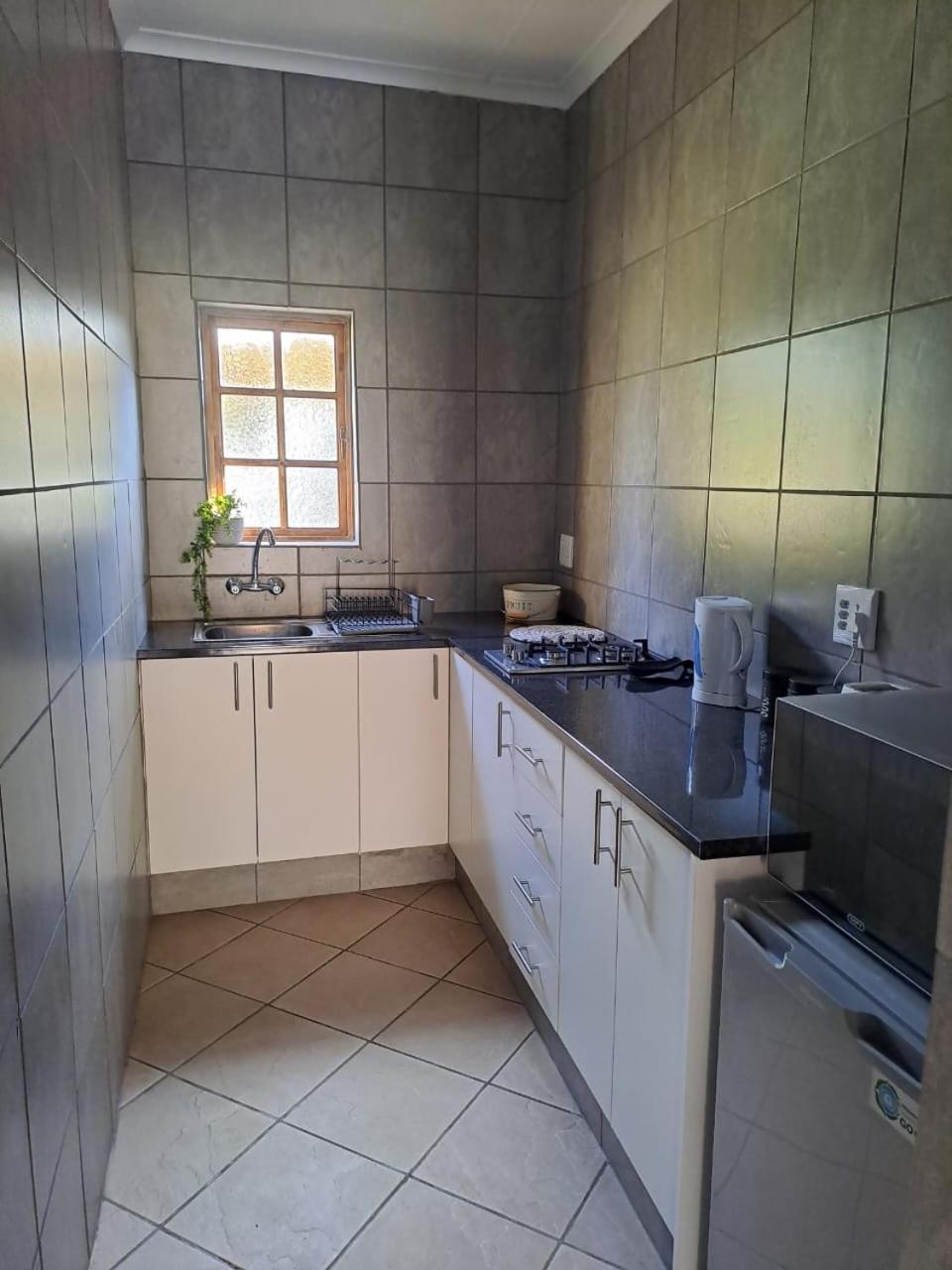 24 Onvrey Guest House Boksburg Exterior photo